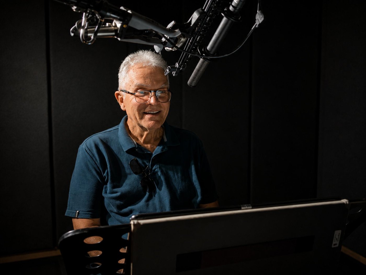 A voice talent recording a French voiceover for Reasonable Faith